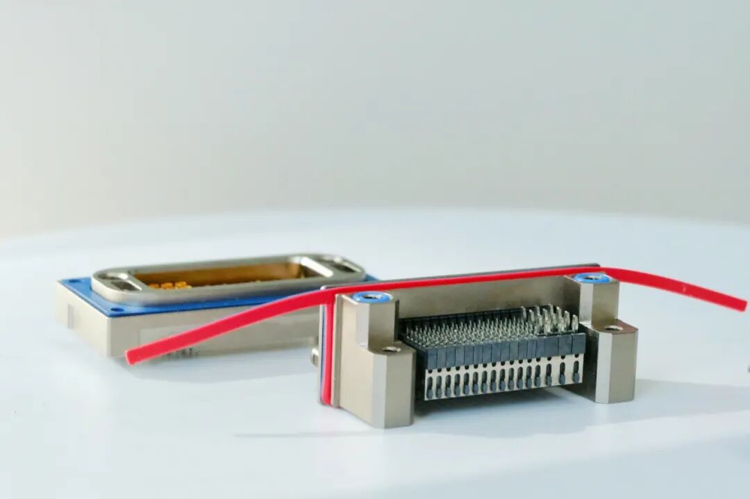 连接器行业迎爆发：数字经济与新能源车等五大领域解析
